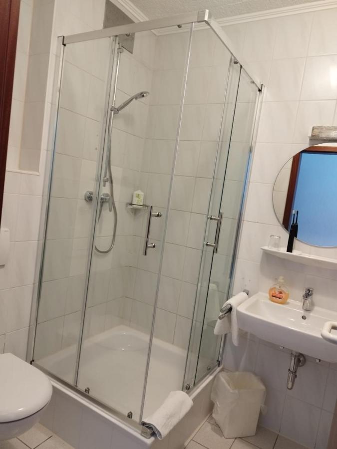 Hotel Sonnenkeller Neu-Ulm Esterno foto
